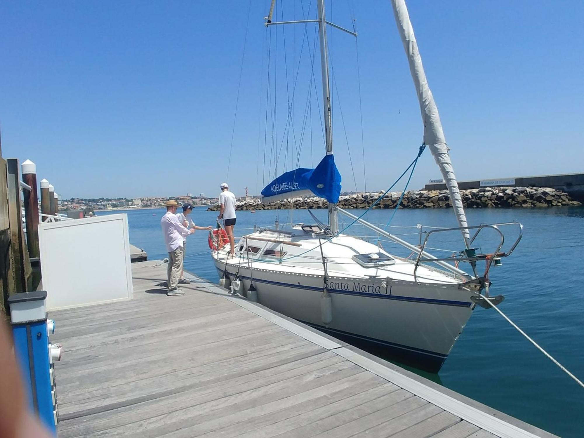 דירות Be Local - Sleep Aboard The Santa Maria Sailing Boat In ליסבון מראה חיצוני תמונה