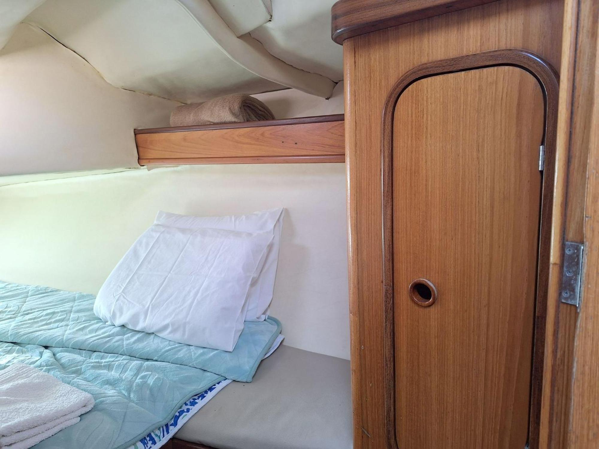 דירות Be Local - Sleep Aboard The Santa Maria Sailing Boat In ליסבון מראה חיצוני תמונה